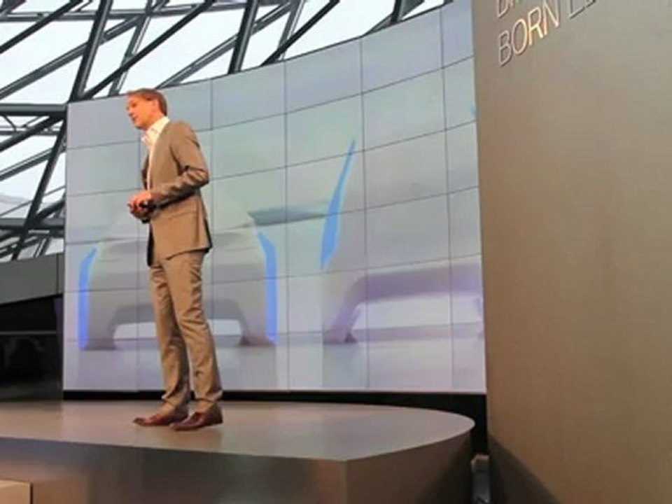 BMW i3 BMW i8 : BMW Chefdesigner Adrian van Hooydonk über das Design der neuen Sub-Brand