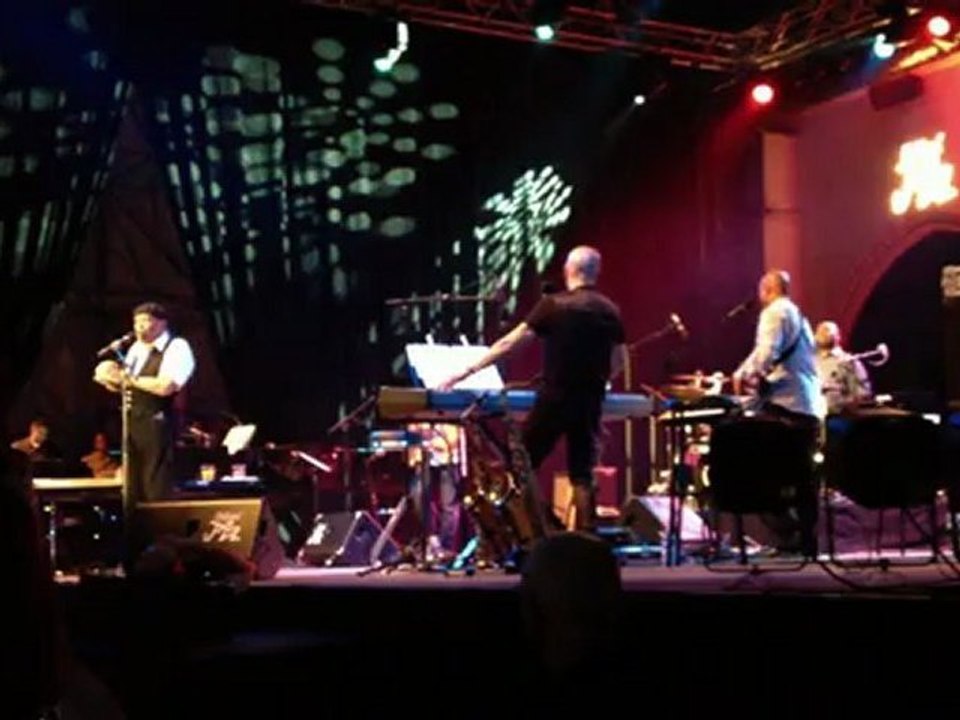 Al Jarreau au Campo Santo pour Orléans'Jazz 2012 (extrait)