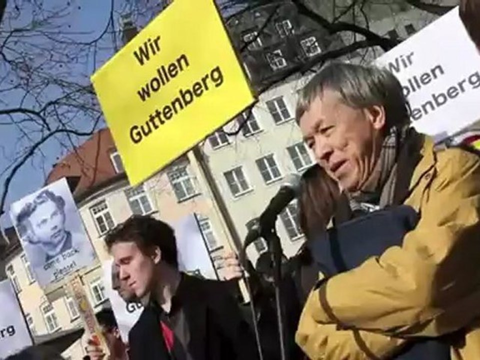 Pro-Guttenberg Demo München Rindermarkt am 05.03.2011