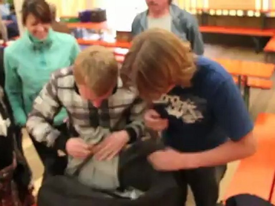 Volksfest Hallbergmoos mit Airport Fundsachenversteigerung 2011