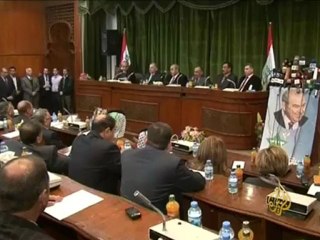 مع إستمرار الأزمة السياسية في العراق