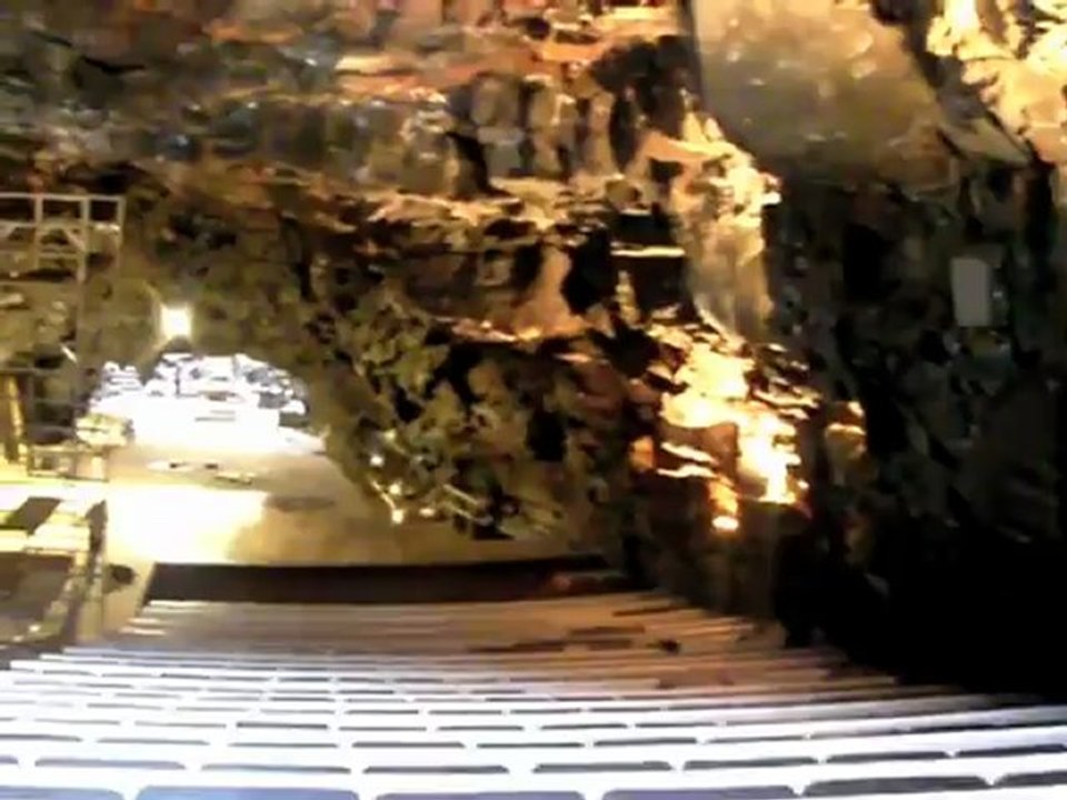 Lanzarote - Höhlensystem Jameos del Agua und das La Casa de los Volcanes (Vulkanmuseum)