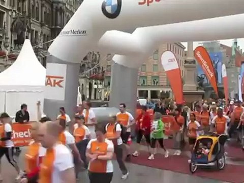 33. Sport Scheck Stadtlauf München 2011 - Start 5 km Lauf und Walker