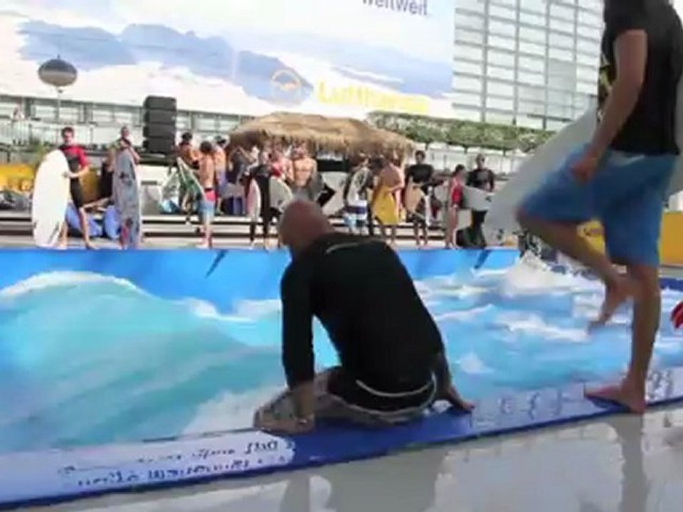 Surf & Style 2011 @ Airport Munich. 'The Wave' - Die weltweit erste Surf-Welle an einem Flughafen
