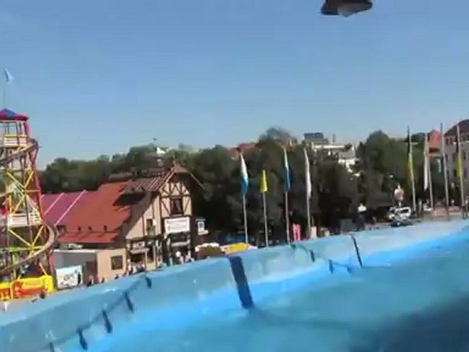 Wildwasser Meyer & Steiger: Oktoberfest 2011 Wildwasserbahn