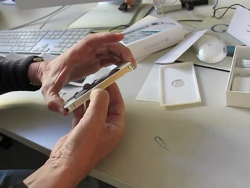 iPhone 4S - Unboxing @ München (Apple iPhone 4S White 64 GB, Telekom)