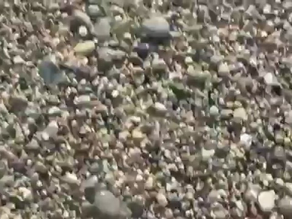 Meeresrauschen an der Cote d'Azur im Herbst