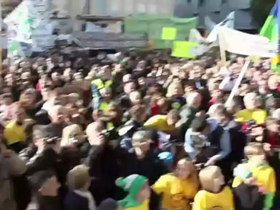 3. Startbahn Demo @ Marienplatz München am 29.10.2011