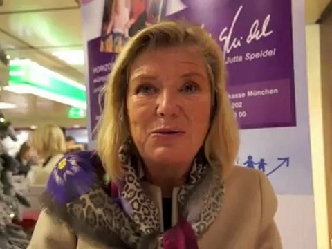 Jutta Speidel Signierstunde @ Galeria Kaufhof Marienplatz für Horizont e.V.