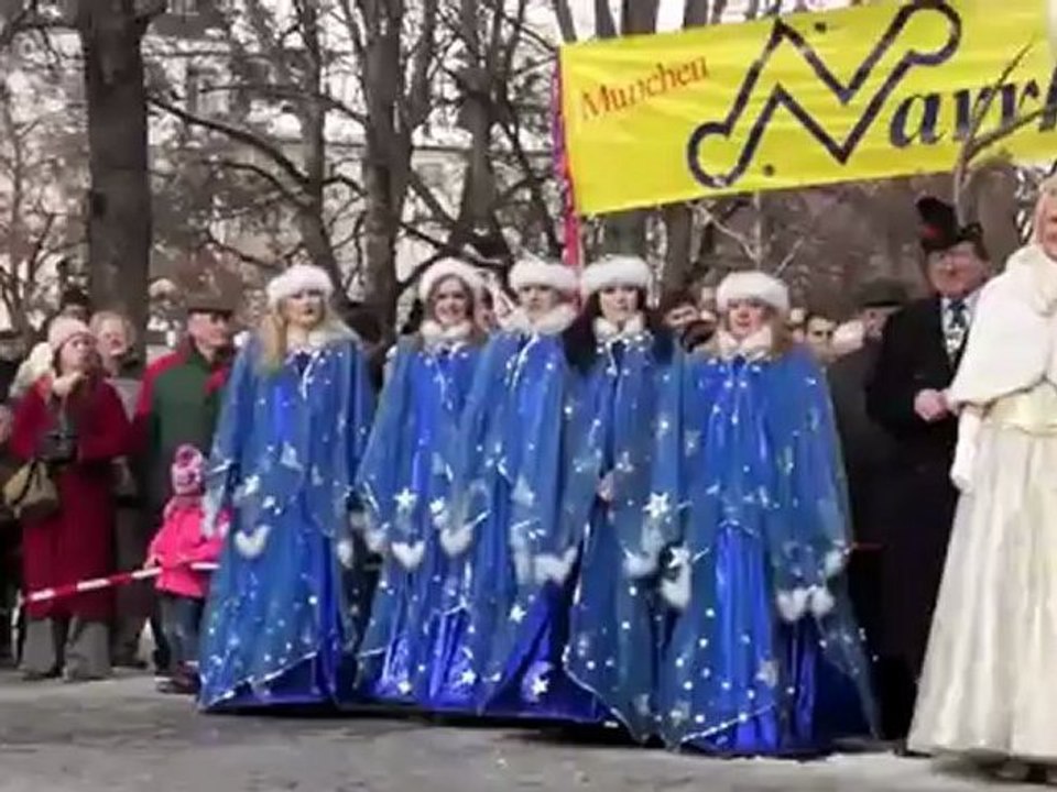 Unsinniger Donnerstag /Weiberfasching @ Viktualienmarkt 2012