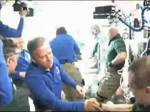 [STS-133] Fairwell Ceremony & Hatch Closure