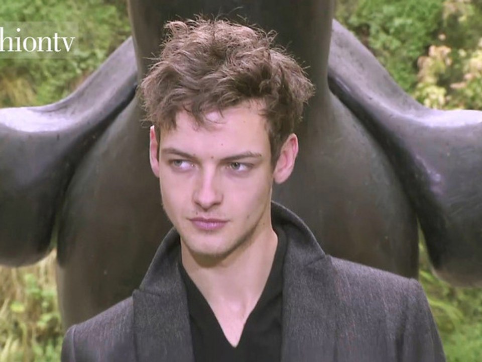 Gustavo Lins Men Fall 2012 Show - Paris Men's FW | FashionTV