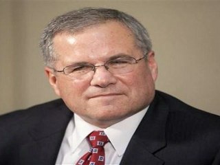 US ambassador to Kenya quits over differences with Obama