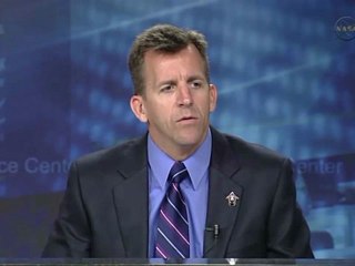 [STS-135] Flight Day 2 - Mission Management Team Briefing