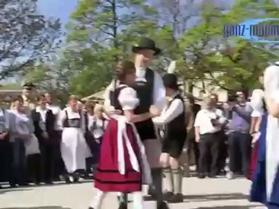 Maidult 2012 auftakt mit volkstanz