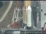 [H-II] Japanese Rocket Rolls Out to Launch Pad (Timelapse)