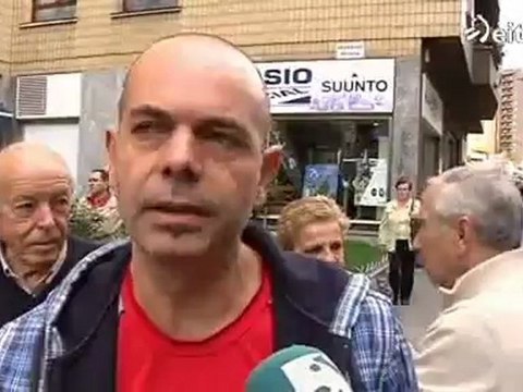 Mata a puñaladas a un hombre y hiere a otros 6 en Santutxu: Testigos nos relatan lo ocurrido
