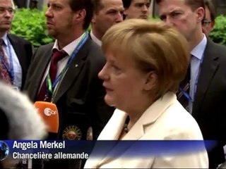 Zone euro: Merkel dit être restée fidèle à ses principes