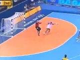 But renversant Niksa Kaleb - JO Athènes 2004 - Handball