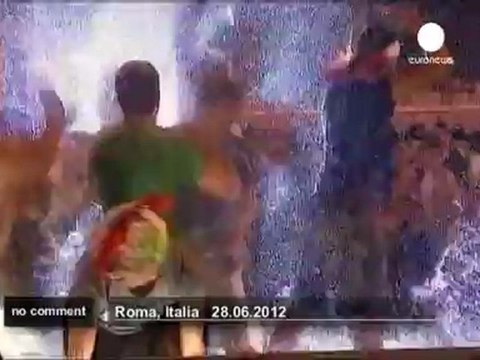 Italian fans rejoice in Rome - no comment