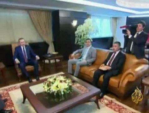 طائرات حلف الأطلسي تقصف كتائب القذافي