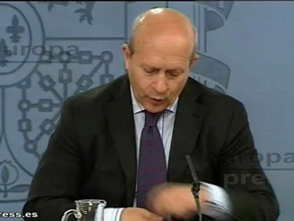 Suben los requisitos para obtener beca