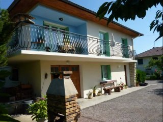 A VENDRE MAISON- 115M²- LONS LE SAUNIER 39000