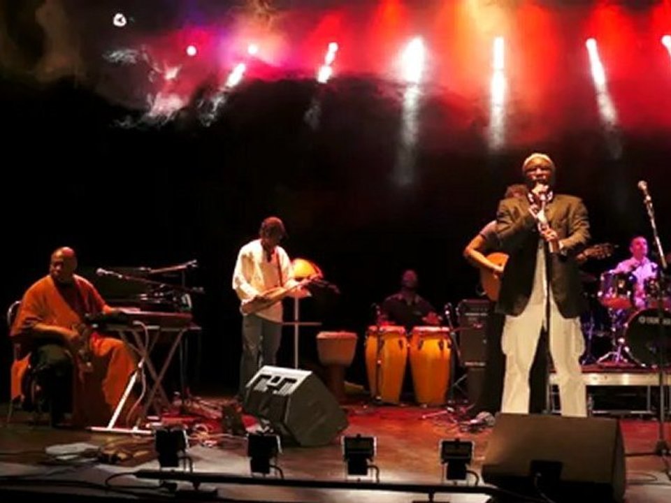 Collectif Action Mali à Bures le 22 juin 12 - Concert