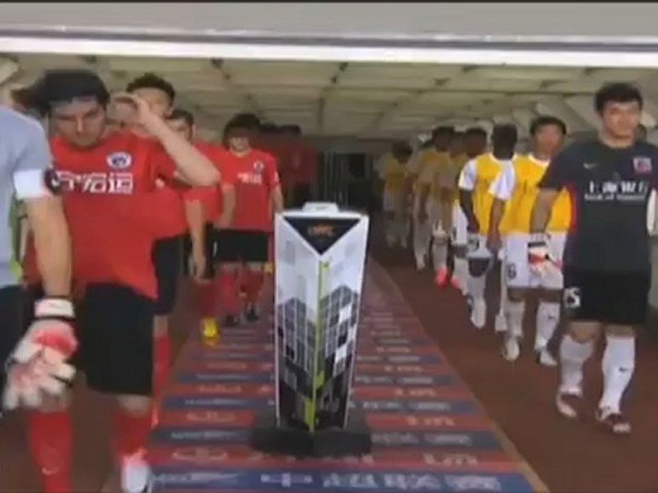 Shanghai Shenxin verlässt die Abstiegsränge