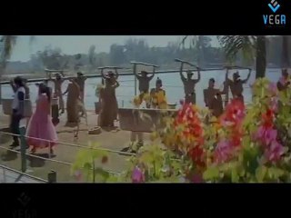 Love Lockup - Geluvina Saradara 🎬