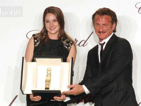Sean Penn Presents the 2012 Trophee Chopard | FashionTV
