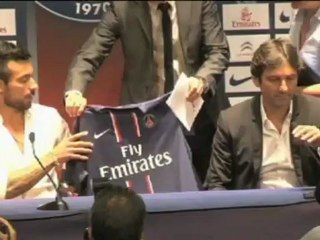 PSG - Lavezzi officialisé