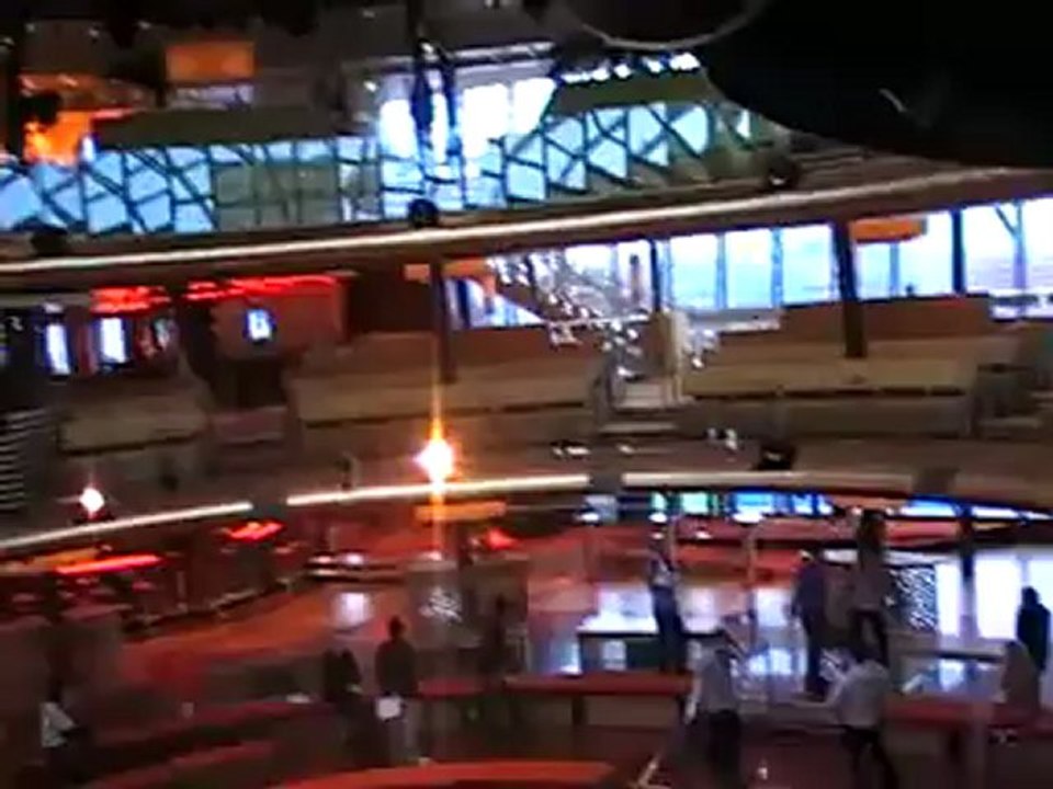 AIDAblu Hamburg Hafen AIDA kreuzfahrten AIDAblue Film Video Theater Clubschiff