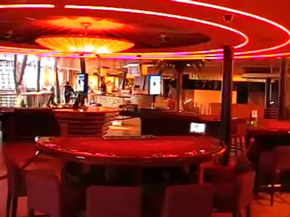 AIDAblu Hamburg Spiel Cassino Hafen AIDA kreuzfahrten AIDAblue Film Video Clubschiff