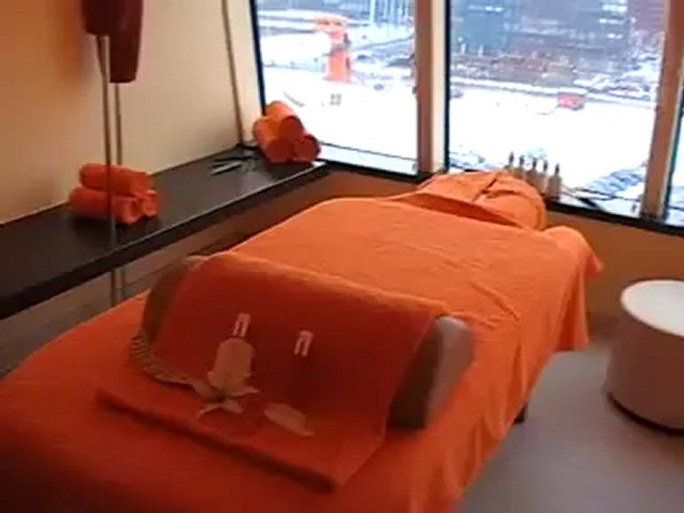 AIDAblu Hamburg Hafen AIDA Kreuzfahrten AIDAblue Body Cipango Video Film Clubschiff