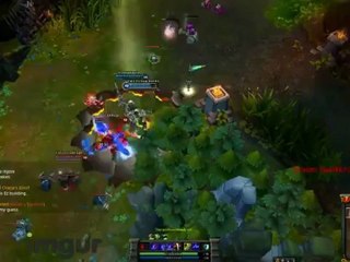 Télécharger la video: Combo d'ultimes de Darius et Skarner - League of Legends