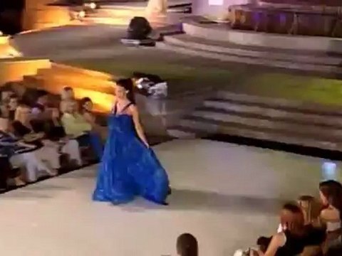 Maria Susini en desfile 2007 (Jorge Ibanez)