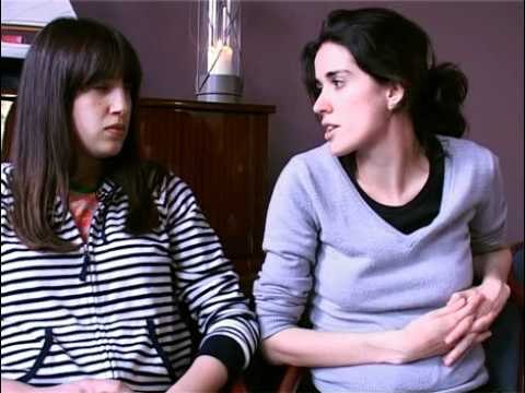 Cansei de Ser Sexy (CSS) interview - Carolina Parra and Ana Rezende (part 4)