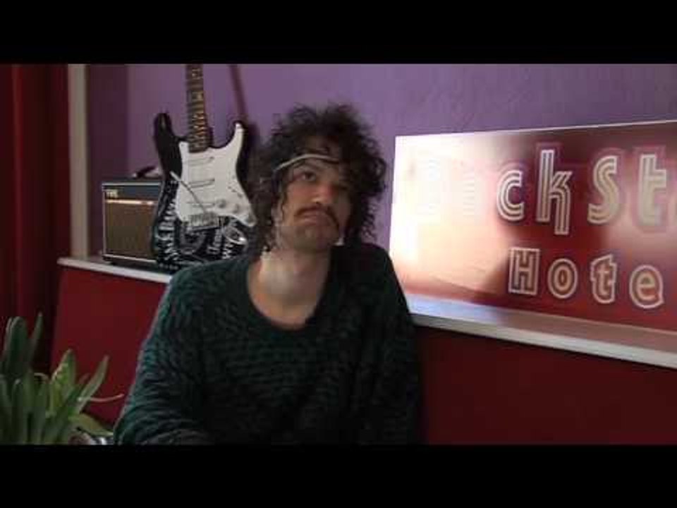 Darwin Deez interview - Darwin Smith (part 4)