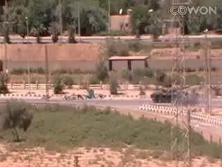 Syria فري برس ديرالزور الدبابات في شارع النهر بديرالزور 30 6 2012 Deirezzor