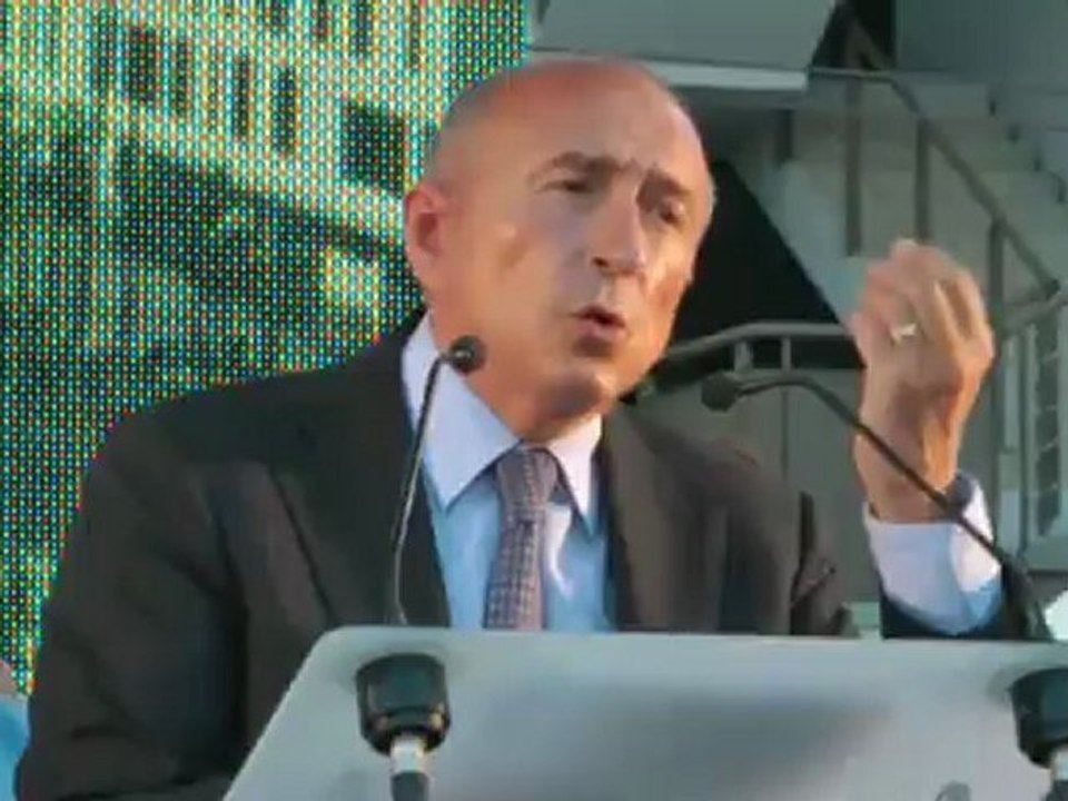 La Duchère : inauguration de la Place Abbé Pierre