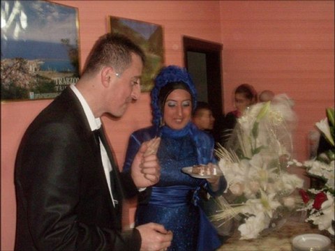 TEYZEMİN KIZI SANA MEHMET KARDEŞLE BİR ÖMÜR BOYU MUTLULUKLAR