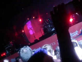 Shaka Ponk Intro Shizia Radio en mode Pogo - Eurockéennes 2012