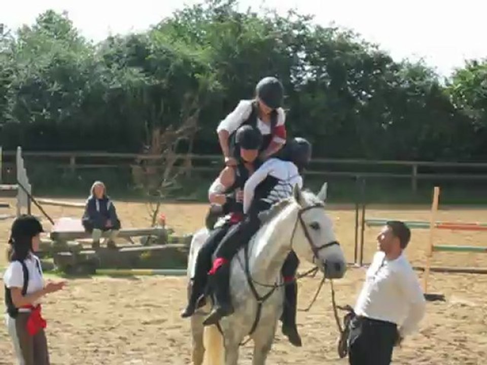 Voltige poney club la hulotte