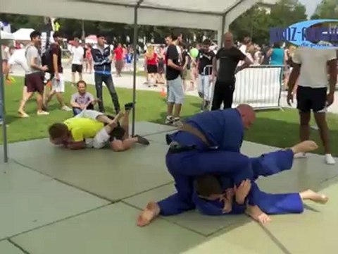 3. Münchner Sportfestival auf dem Königsplatz mit Gibbon Slackline Worldcup am 01.07.2012