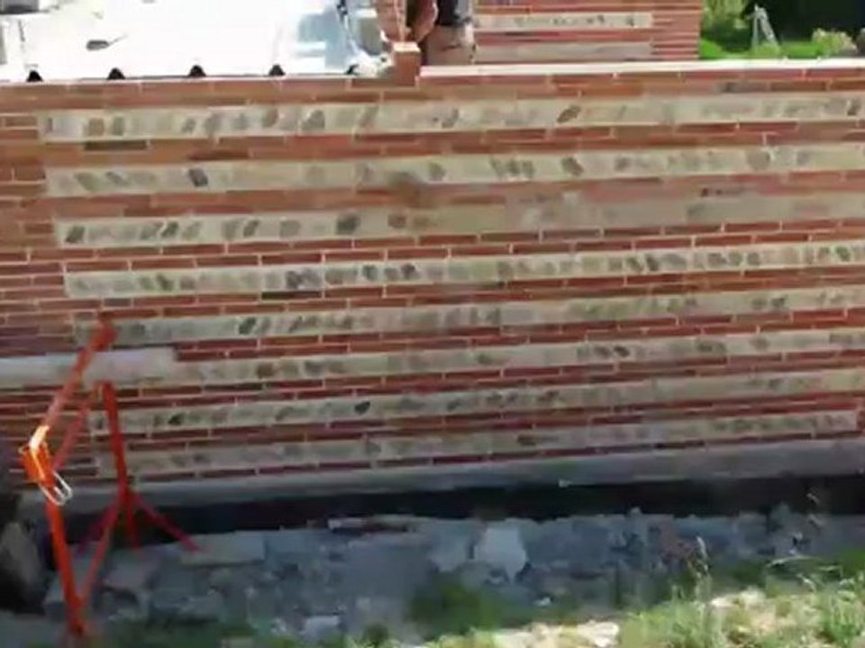 Mur toulousain en brique et galet - Vidéo Dailymotion