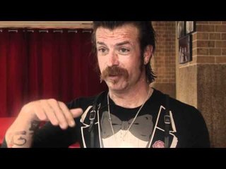 Jesse 'Boots Electric' Hughes bevrijd van invloed Josh Homme