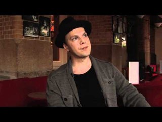 Gavin DeGraw werkt aan mannelijker imago