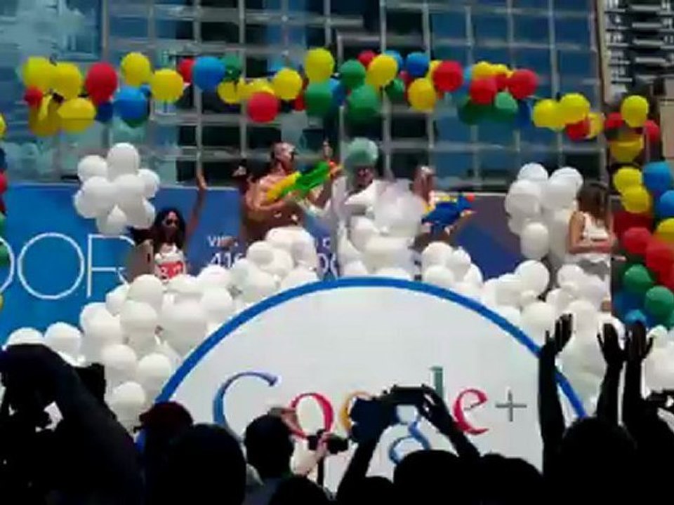 Char Google à la Toronto Pride 2012