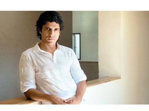Farhan Akhtar Bought A New House In Bandra, Mumbai - Bollywood Gossip